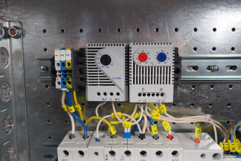 SHTV_NN_6.6.3_4AAA_T1_4_4110